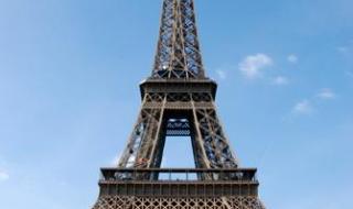 法国埃菲尔铁塔图片